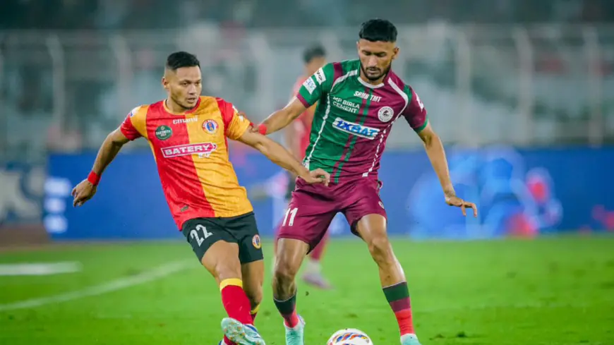 ISL Showdown: Thrilling 2-2 Draw in Mohun Bagan vs East Bengal Derby Grips Football Fans